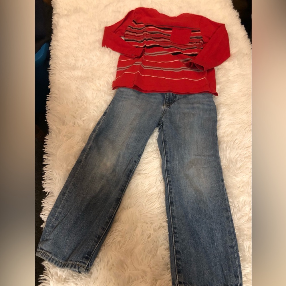 Super Cute Boys 2 piece outfit Sz 4